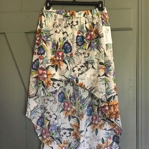 Joe Benbasset High/low floral skirt